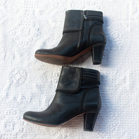 Antia Heeled Boots MADE IN SPAIN 10M Ribbon Detail Black Leather - Picture 5 of 9